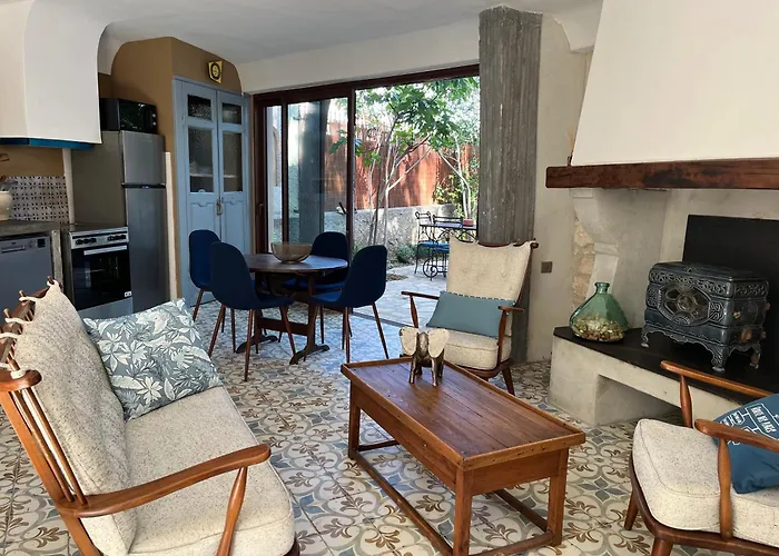 La Maison De Auguste بيت للعطل Coursan